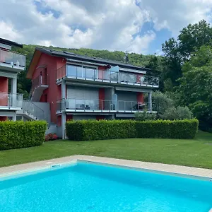  Apartment Roggiolo